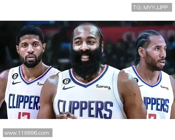 快船球迷狂热庆祝球队晋级季后赛