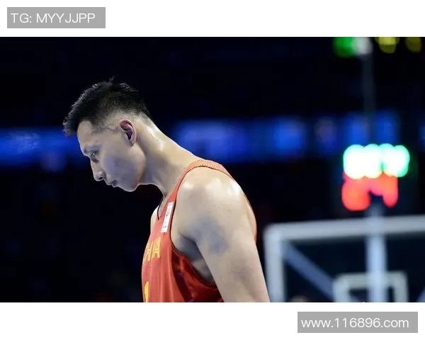 易建联联手亚当斯，强势增强球队实力，引领篮球新风潮